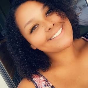 Meet your Posher, Vicky